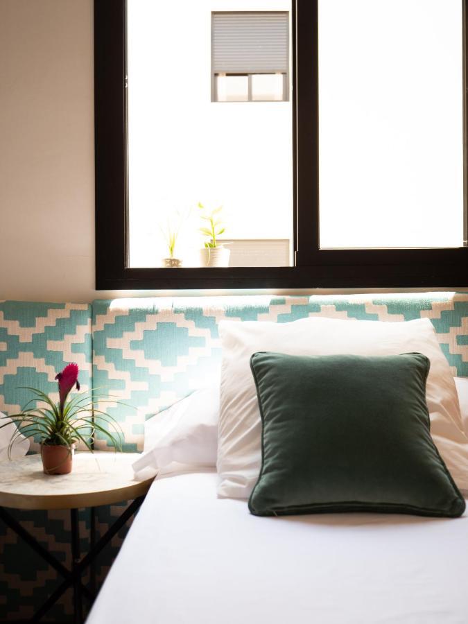 Stylish Apartment In The Heart Of Malaga With Pool מראה חיצוני תמונה