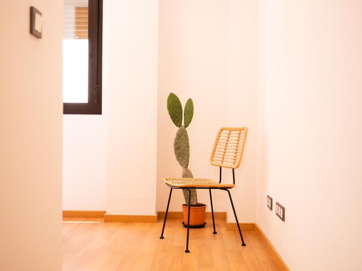 Stylish Apartment In The Heart Of Malaga With Pool מראה חיצוני תמונה