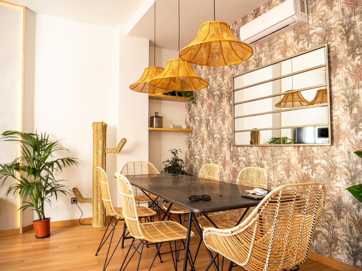 Stylish Apartment In The Heart Of Malaga With Pool מראה חיצוני תמונה