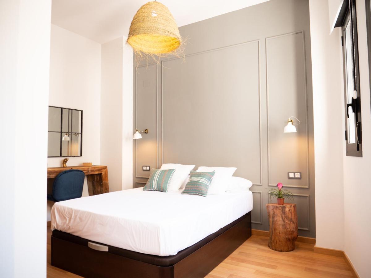 Stylish Apartment In The Heart Of Malaga With Pool מראה חיצוני תמונה